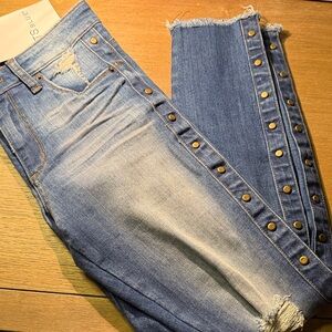 NWT STS Blue Emma Ankle Size 2/26